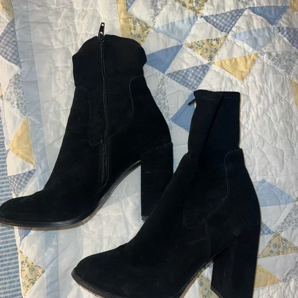 Black ankle booties - Picture 5 of 5